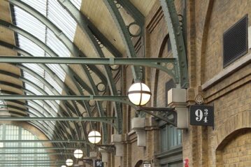 train-station-724090_640